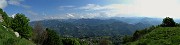 40 e si aprono i panorami, verso le valli e i monti